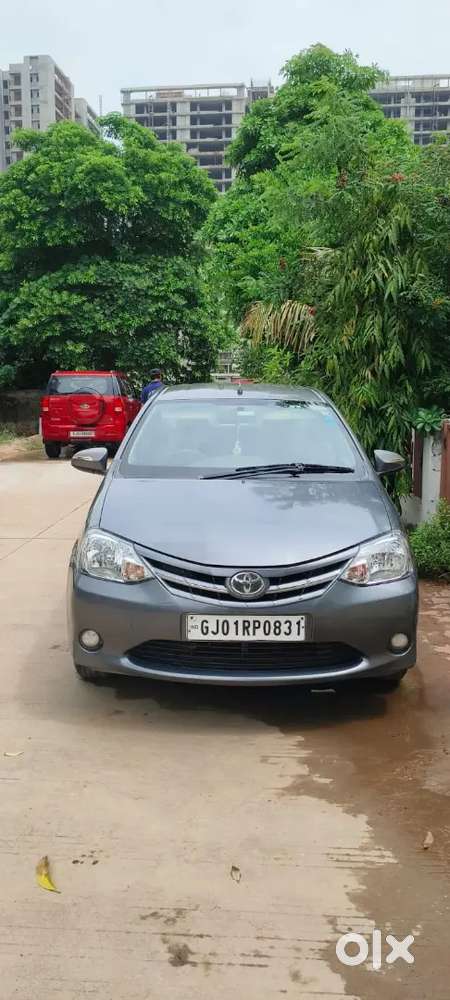 Toyota Etios 1.5 V 2016