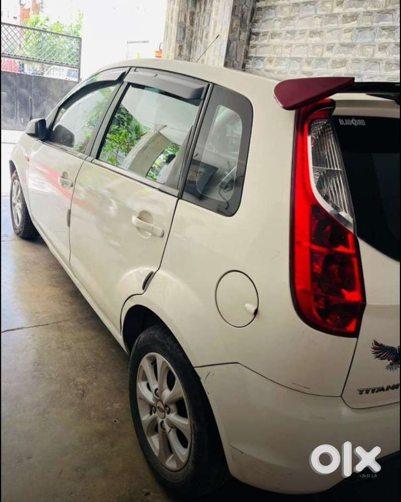 Ford Figo Petrol Manual 2010 Well Maintaned Top Model Recent Serviced