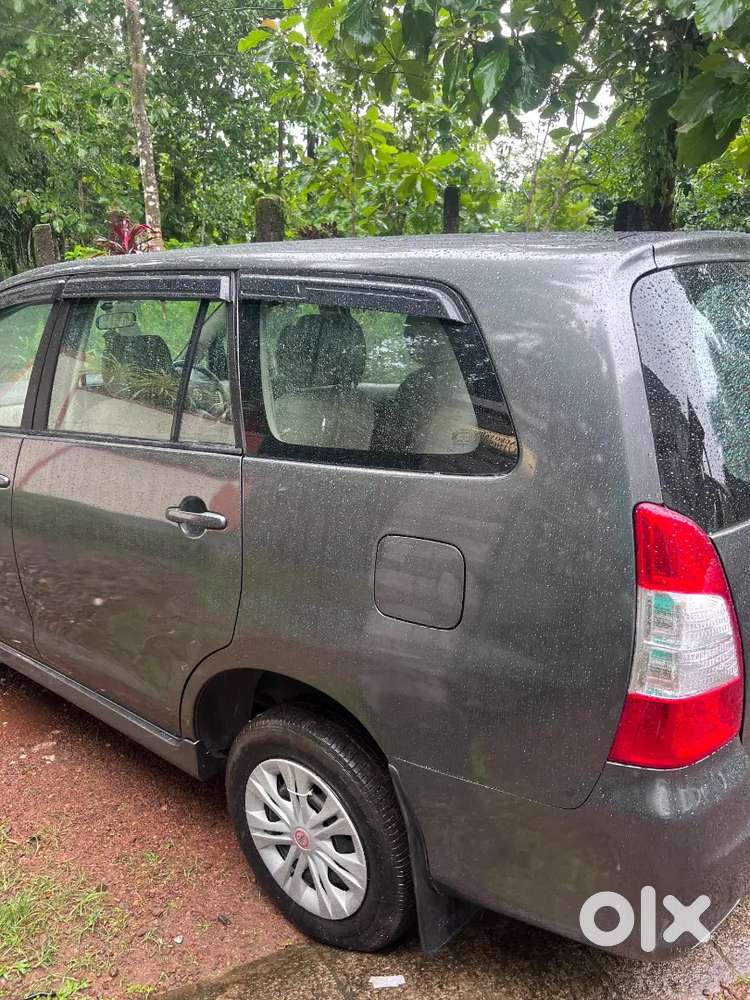 Toyota Innova Diesel 2012