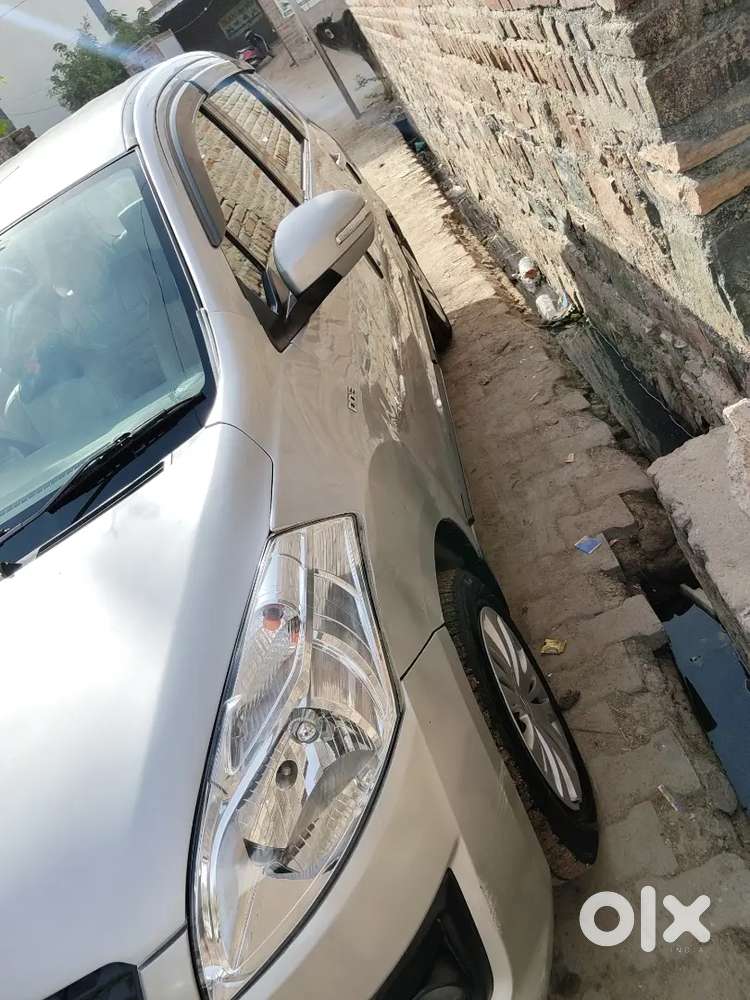 Maruti Suzuki Ertiga 2013