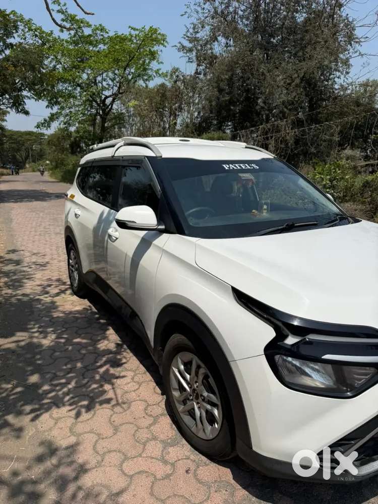Kia Carens Prestige 2024