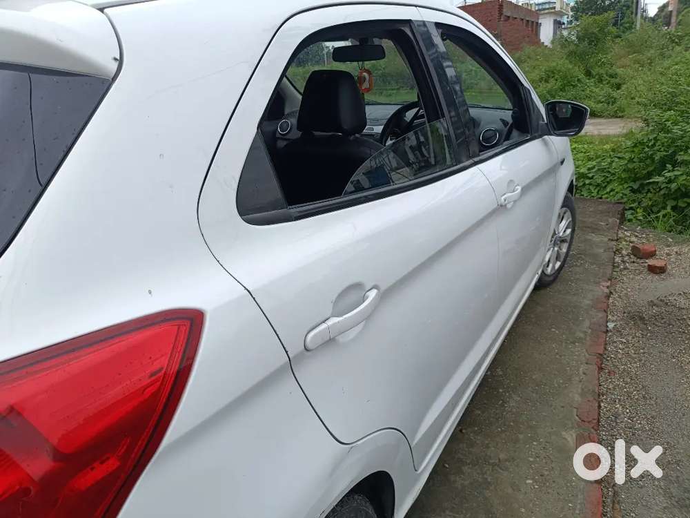 2017 Ford Figo Blu 1.5l