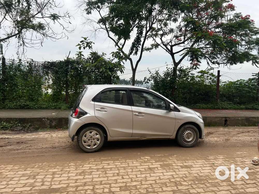 Honda Brio Mt 2013