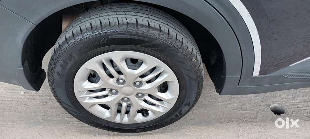 Kia Carens G 1.5 6mt Premium (o) 7-seater, 2024, Petrol