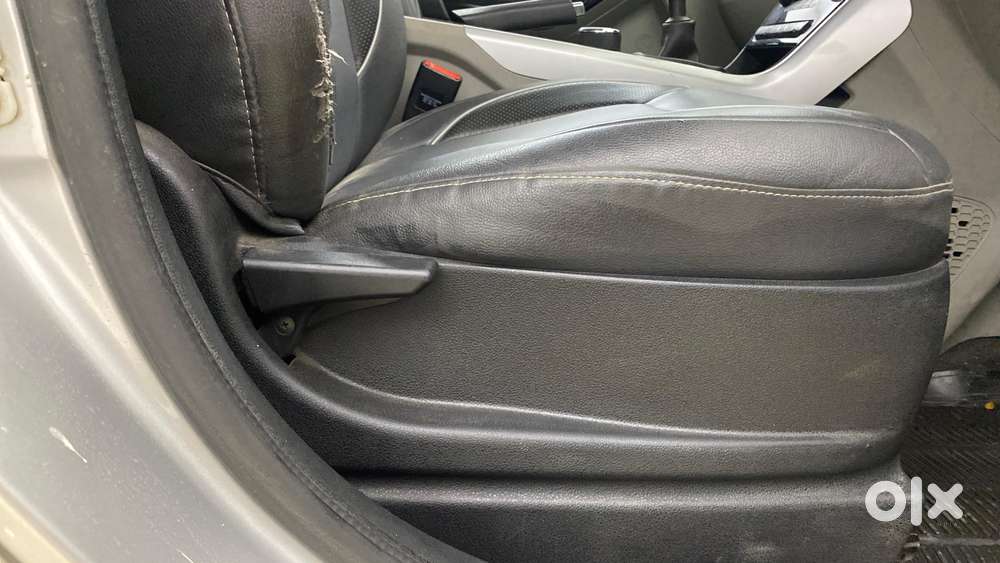 Tata Nexon 1.2 Revotron Xt, 2018, Petrol
