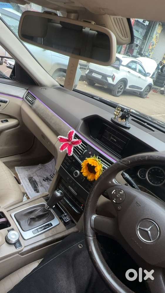 Mercedes-benz E-class 2011 Well Maintain Car Petrol