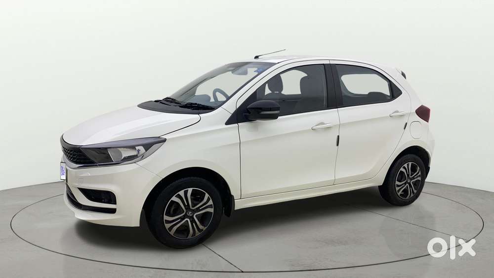Tata Tiago 1.2 Revotron Xta, 2023, Petrol
