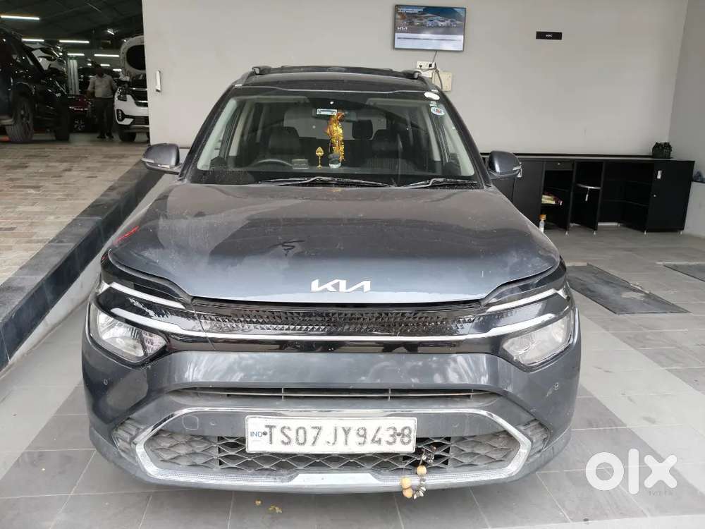 Kia Carens 2023 Good Condition New Tyres