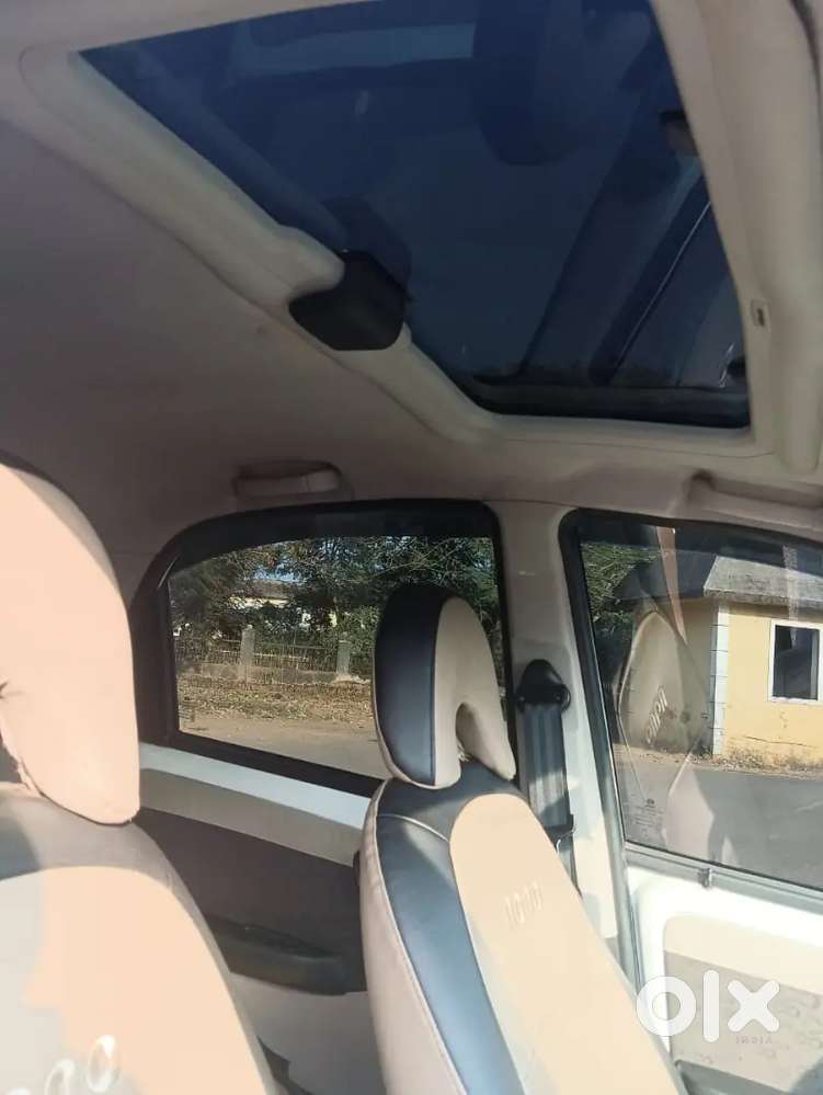 Nano Auto With Sunroof