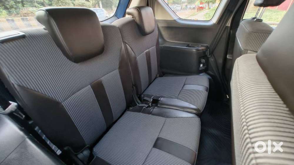 Maruti Suzuki Xl6 1.5 Zeta Mt, 2019, Petrol