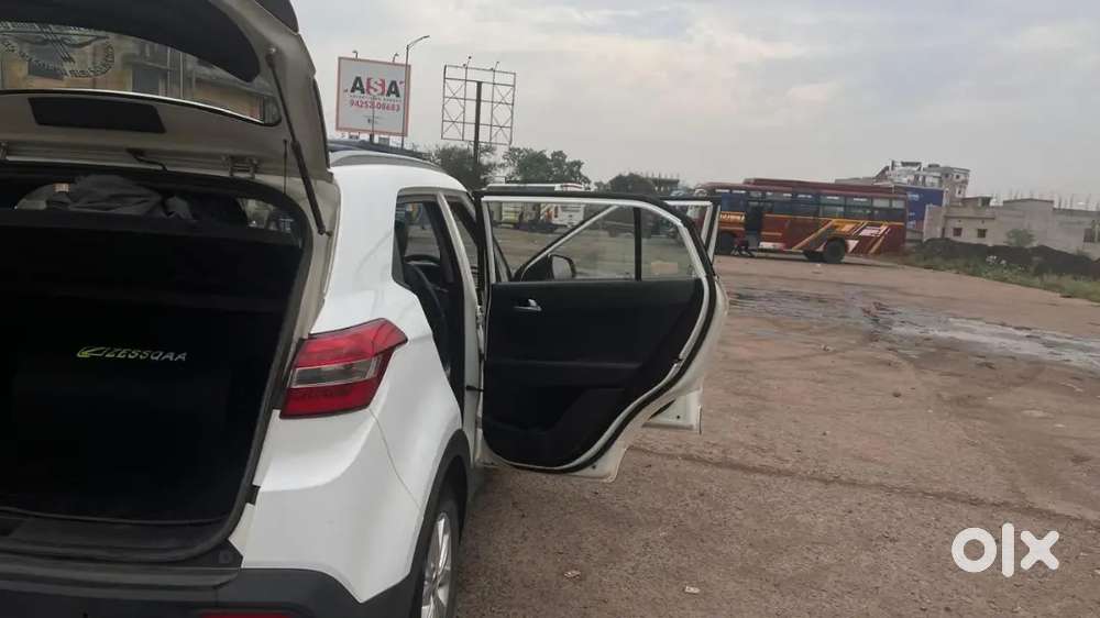Hyundai Creta 2019 Petrol 180000 Km Driven