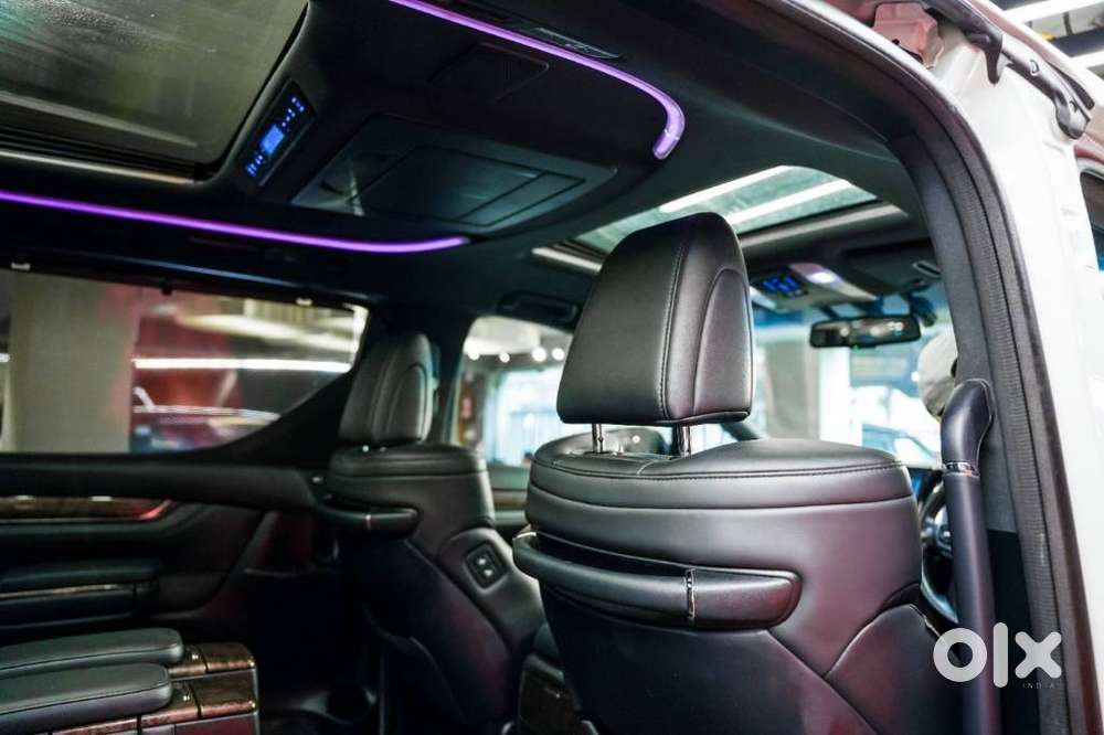 Toyota Vellfire 2.5 Hybrid, 2022, Petrol