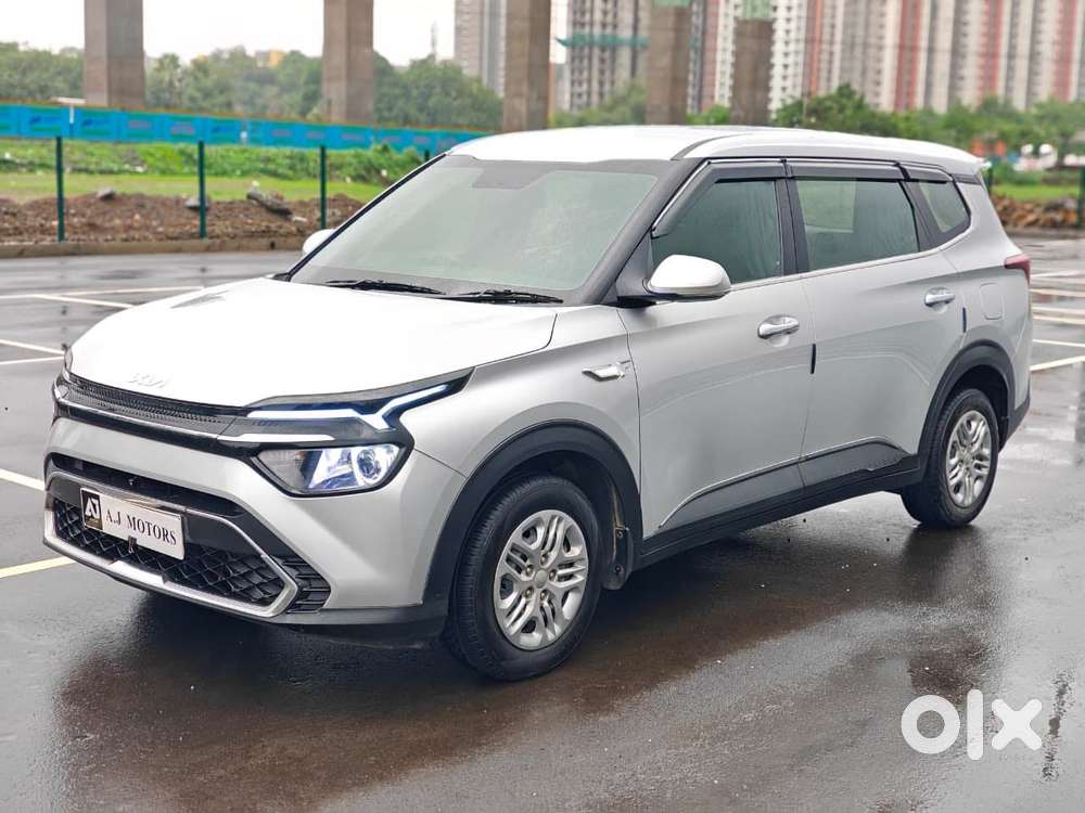 Kia Carens G 1.5 6mt Premium (o) 7-seater, 2023, Petrol
