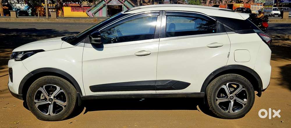 Tata Nexon 1.5 Revotorq Xza Plus S Amt, 2022, Diesel