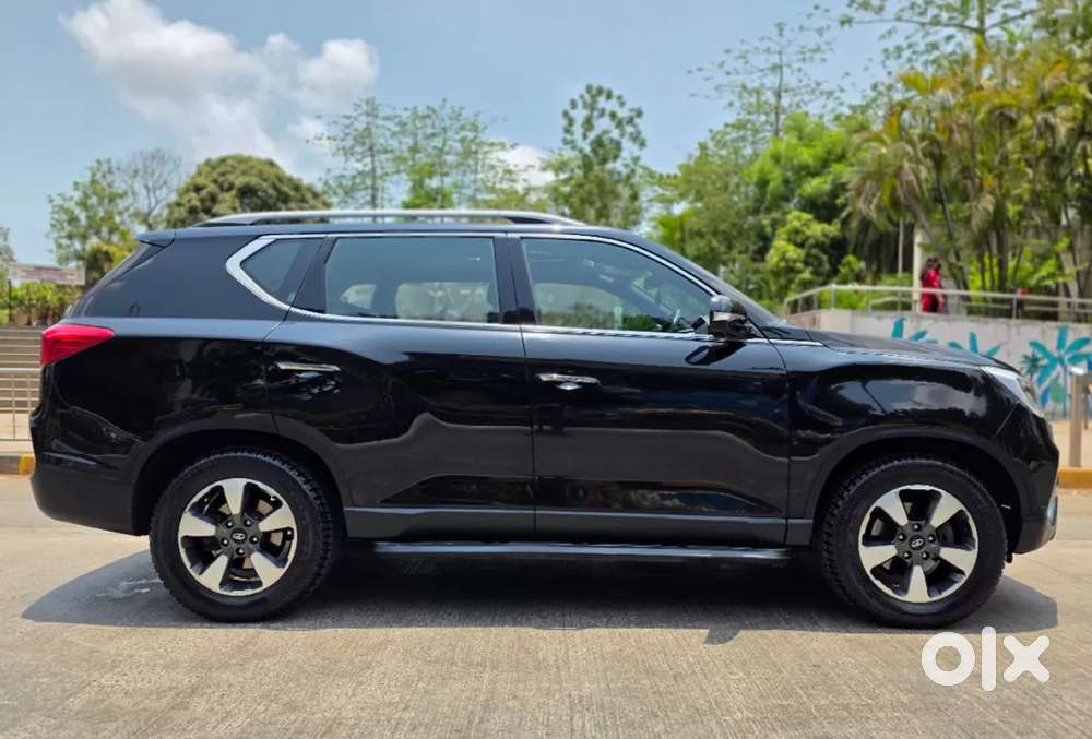 Mahindra Alturas G4 4wd At, 2019, Diesel