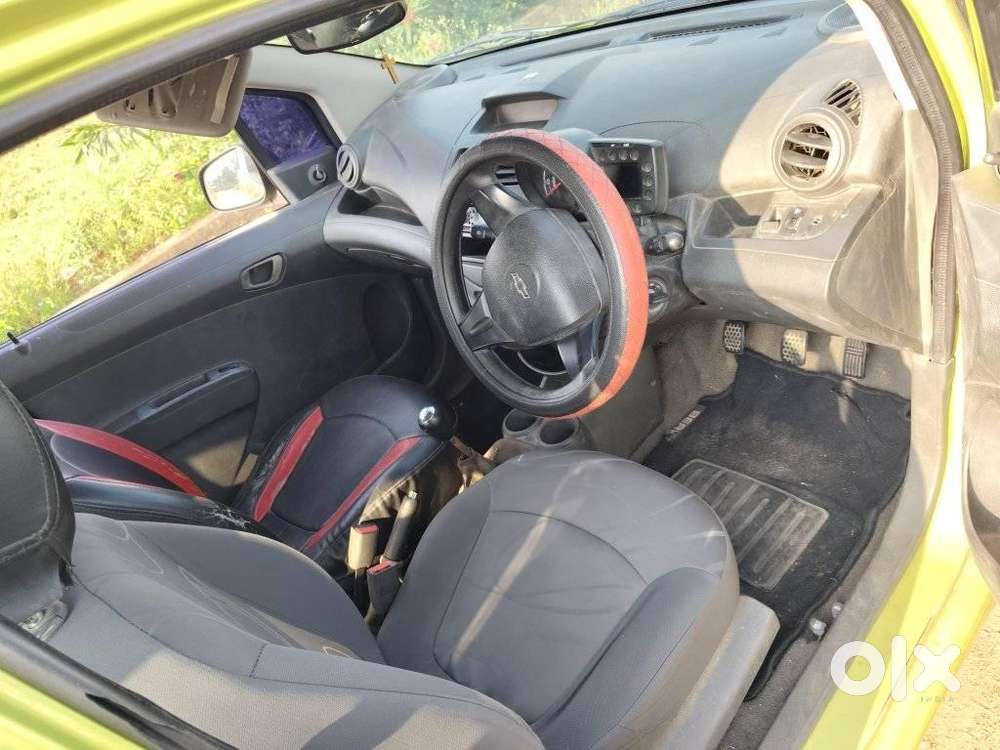 Chevrolet Beat, 2010, Petrol