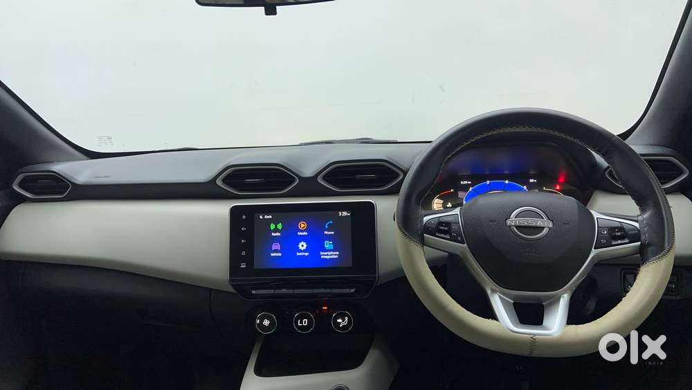 Nissan Magnite 1.0 Xv, 2024, Petrol