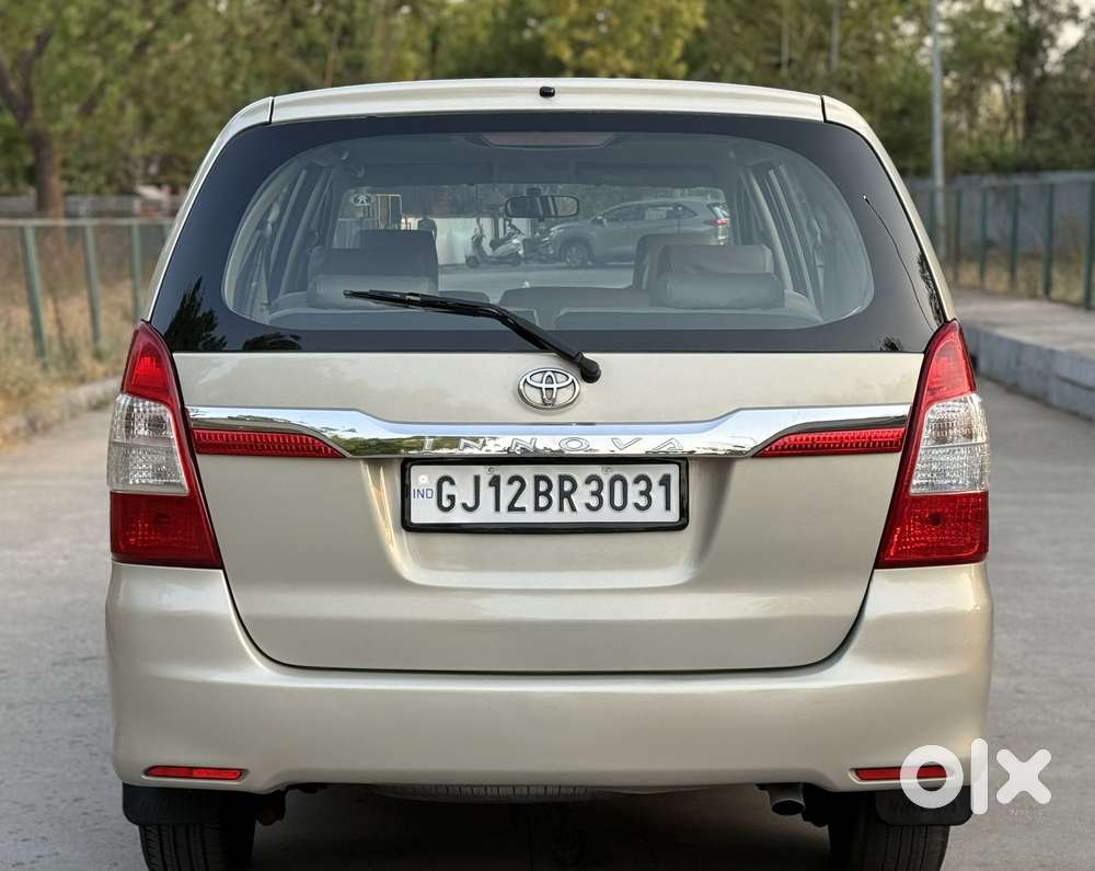 Toyota Innova 2.5 G (diesel) 8 Seater, 2013, Diesel
