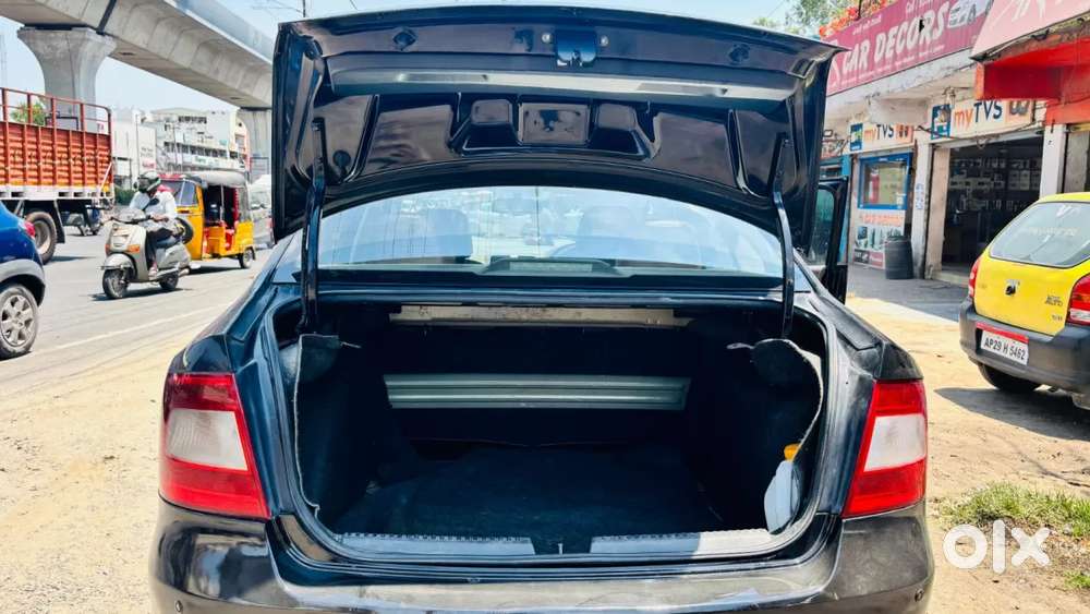 Skoda Rapid Ambition 1.6 Tdi Cr Manual Plus, 2013, Diesel