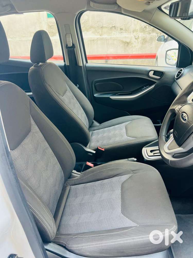 Ford Figo, 2016, Petrol