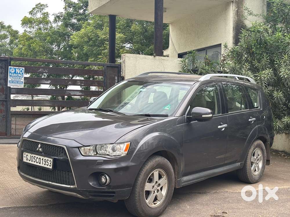 Mitsubishi Outlander 2011 Petrol