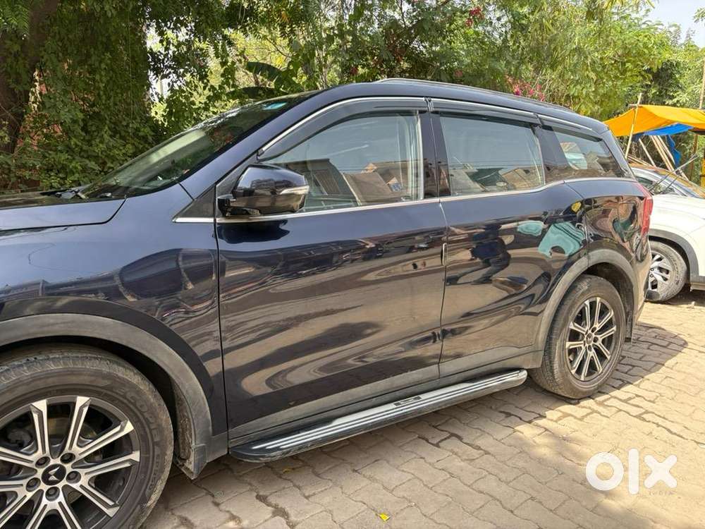 Mahindra Xuv700 Ax7l 2025 Petrol 15000 Km Driven