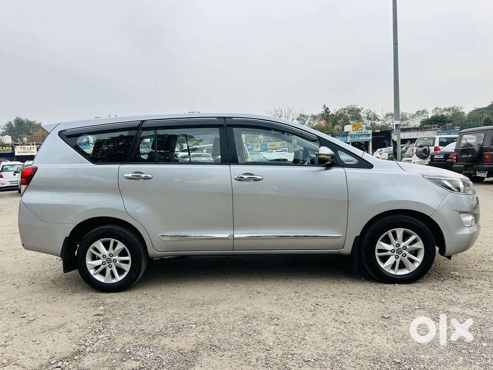 Toyota Innova Crysta 2.4 G Mt 7 Str, 2019, Diesel