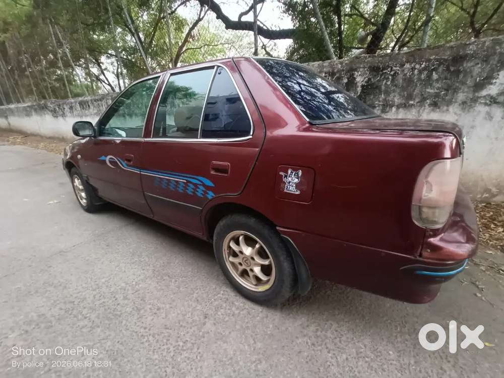 Maruti Suzuki Esteem 2006
