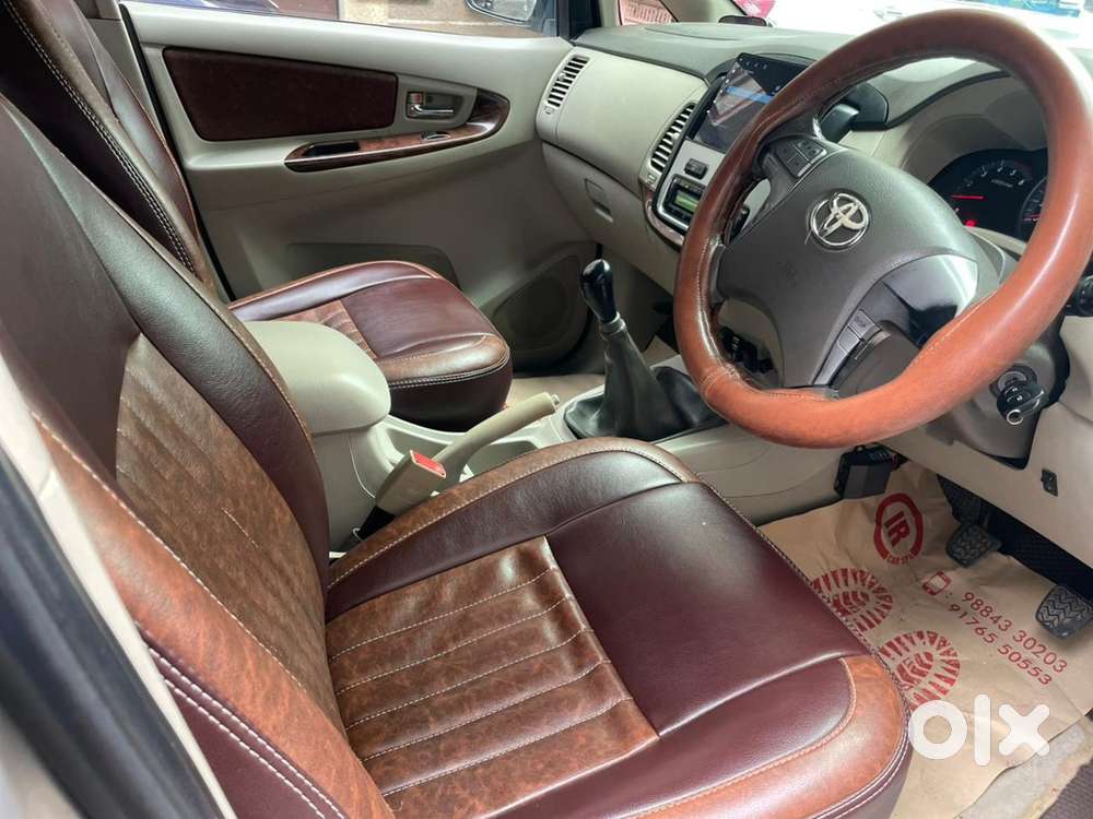 Toyota Innova Diesel 2012