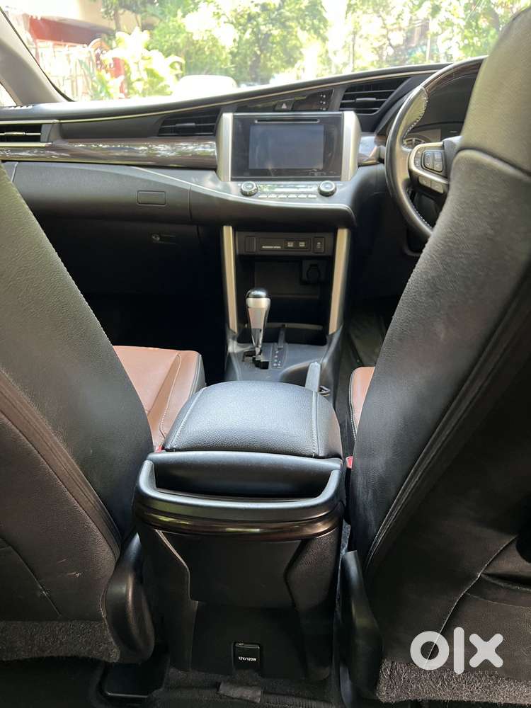 Toyota Innova Crysta 2.7 Zx At, 2017, Petrol