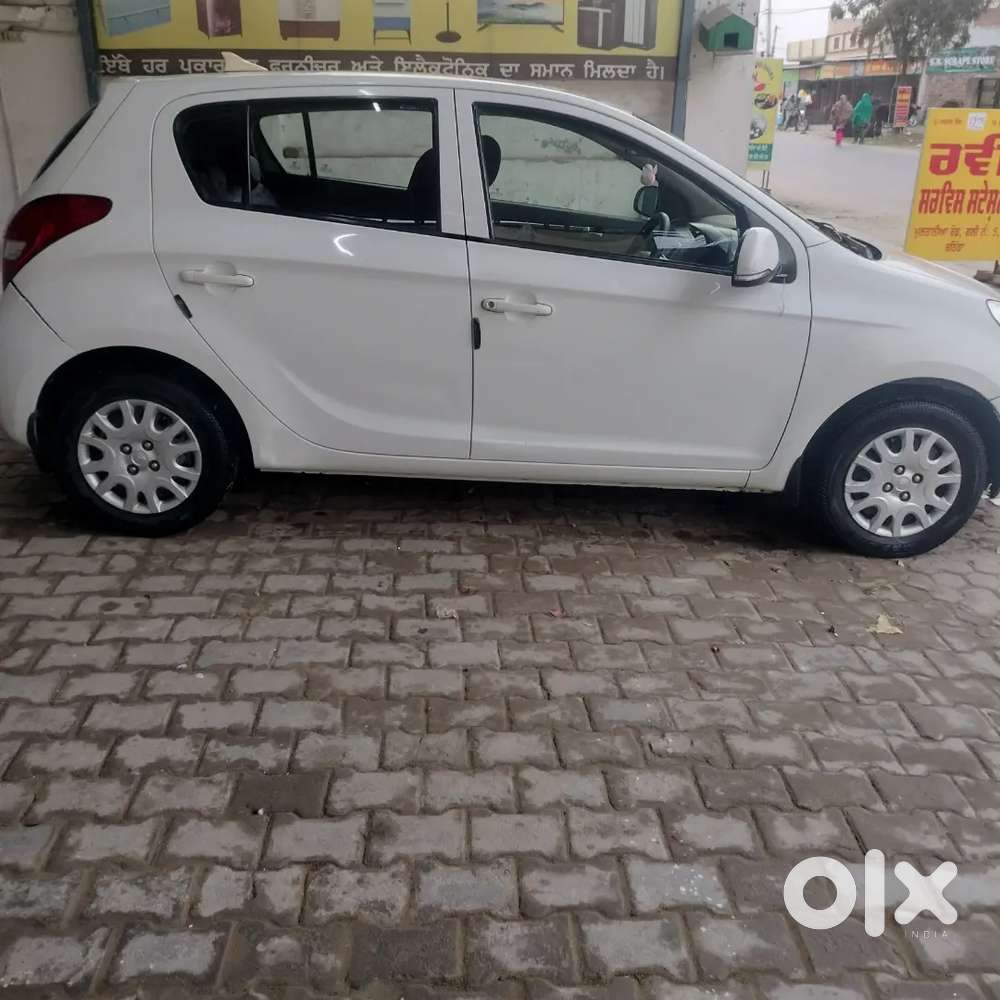 Hyundai I20 Spotz Petrol 2010 Passing 2031