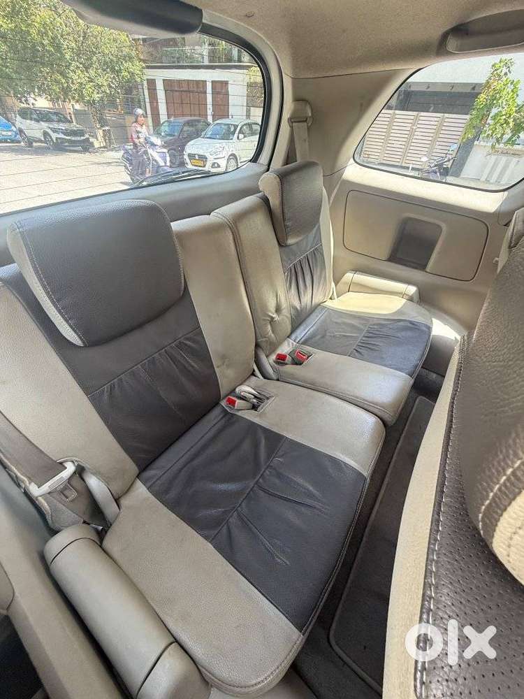 Toyota Innova 2.5 Z Diesel 7 Seater, 2013, Diesel