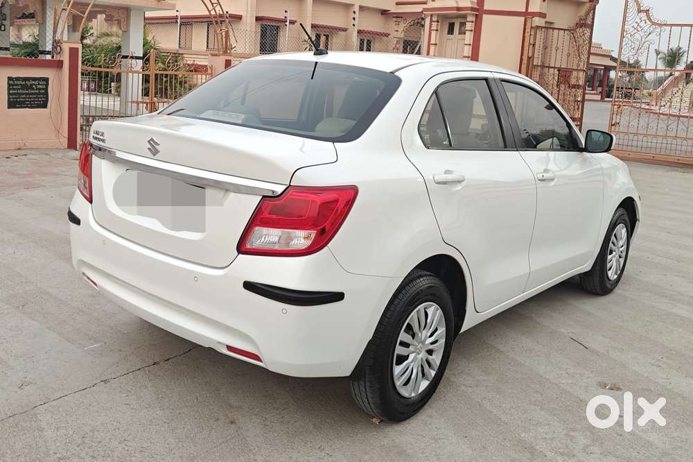 Maruti Suzuki Swift Dzire Vxi Optional, 2022, Petrol