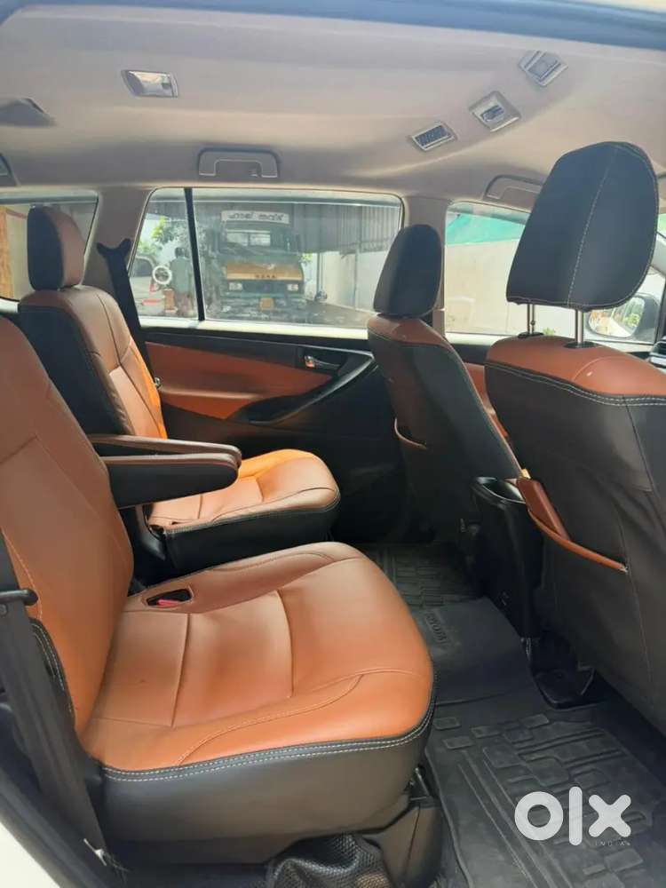 Toyota Innova Crysta 2016