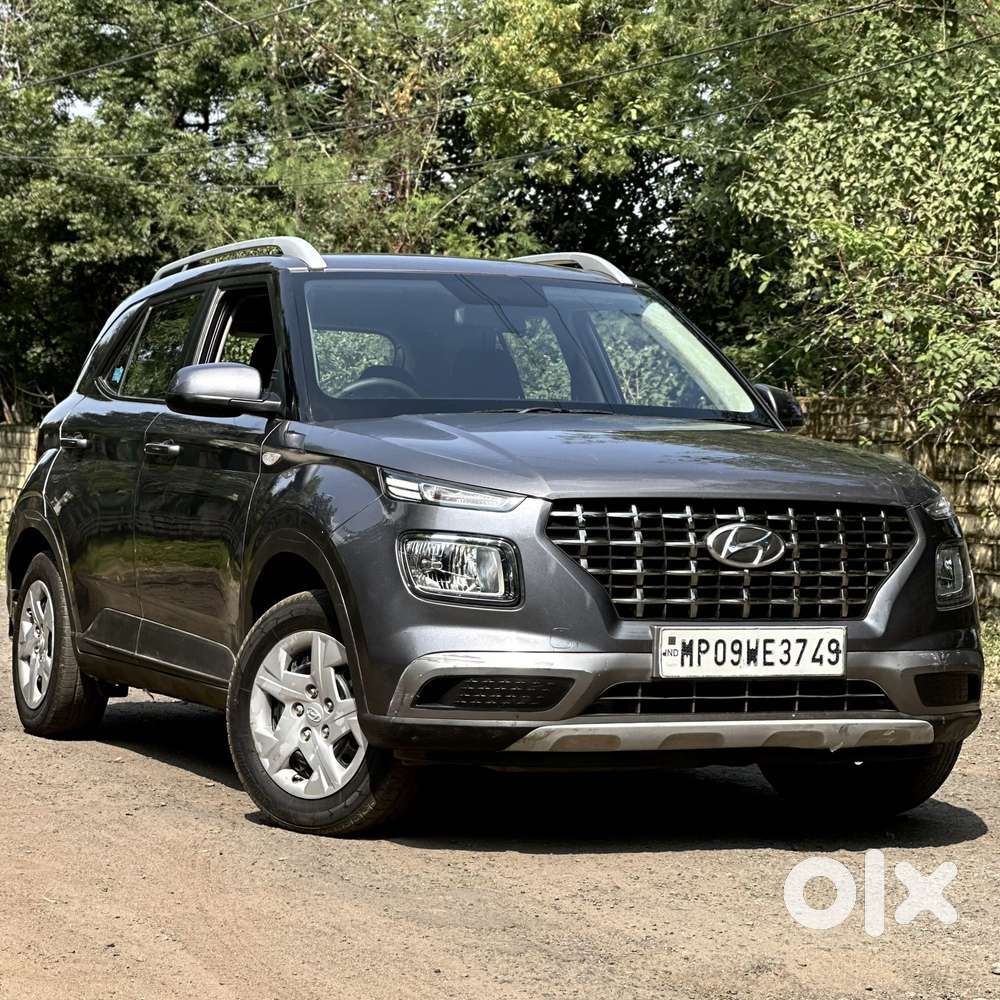 Hyundai Venue 1.2 S Plus, 2020, Cng & Hybrids