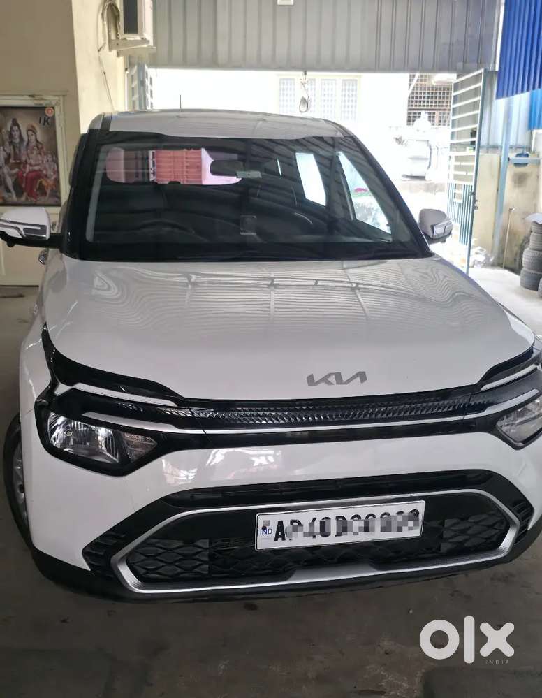 Kia Carens 2023 Petrol Manual