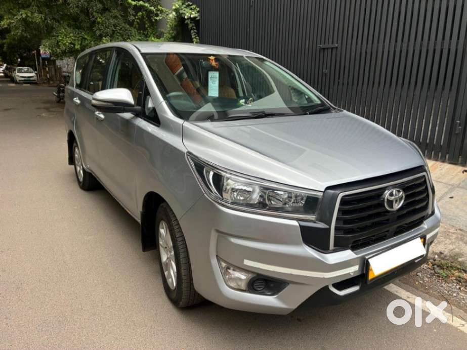 Toyota Innova Crysta 2.4 G Plus Mt 8 Str, 2024, Diesel