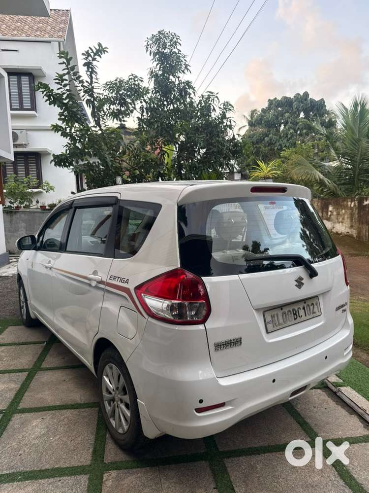 2013 Maruti Ertiga Petrol Manual Car