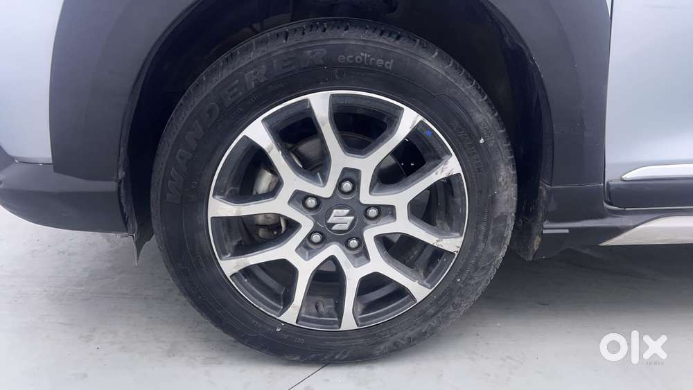 Maruti Suzuki Xl6 1.5 Zeta Mt, 2022, Petrol