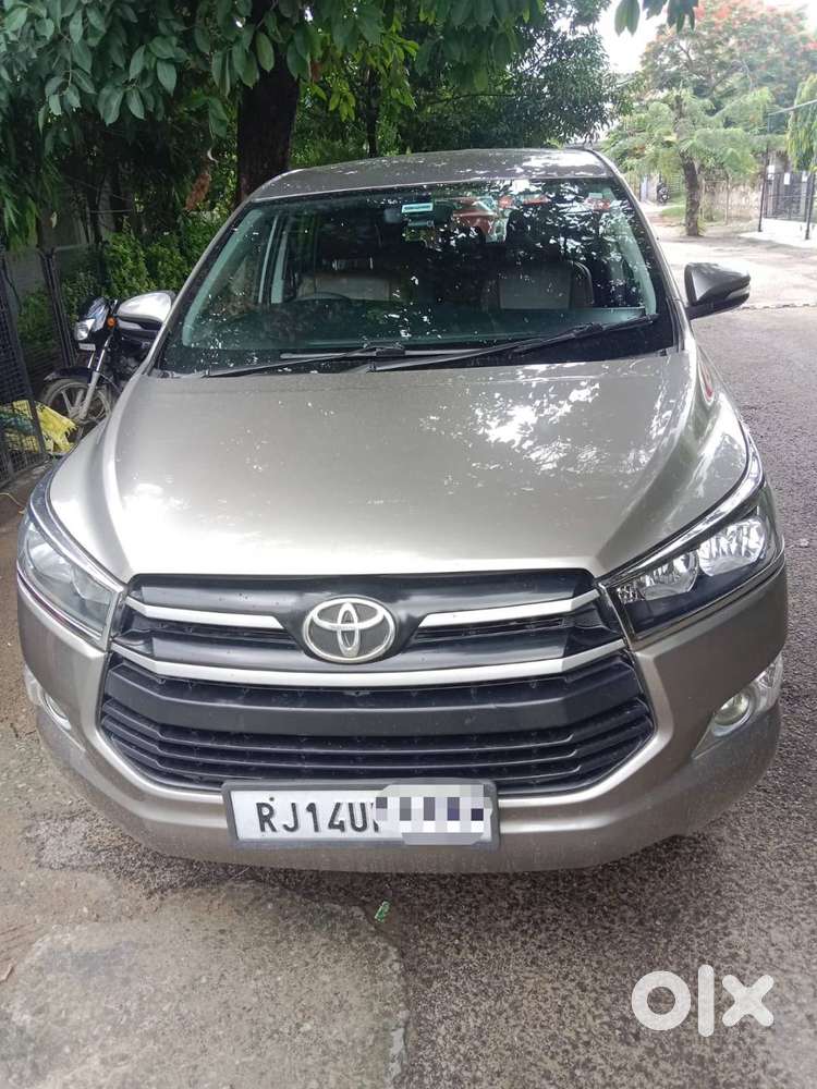Innova Crysta.