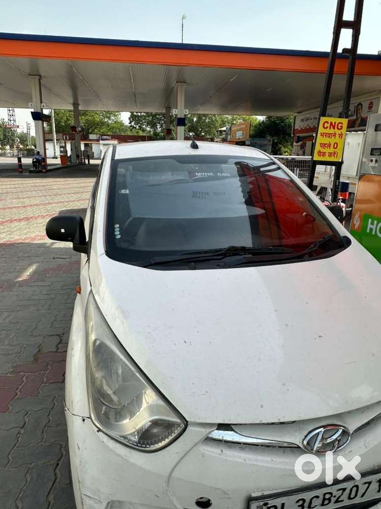 Hyundai With Cng 2011