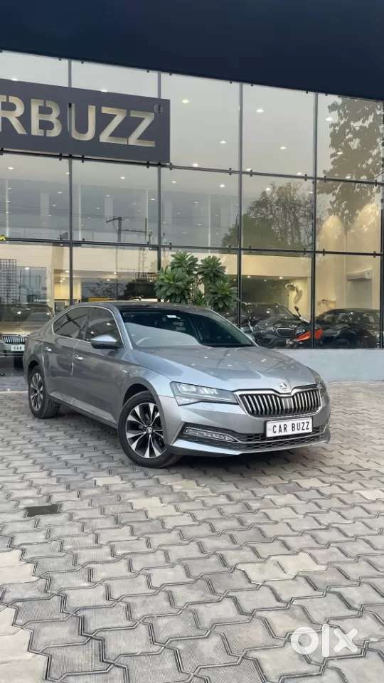 Skoda Superb 2.0 L&k Tsi At, 2021, Petrol