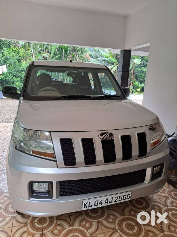 Mahindra Tuv 300 T4 Plus, 2016, Diesel