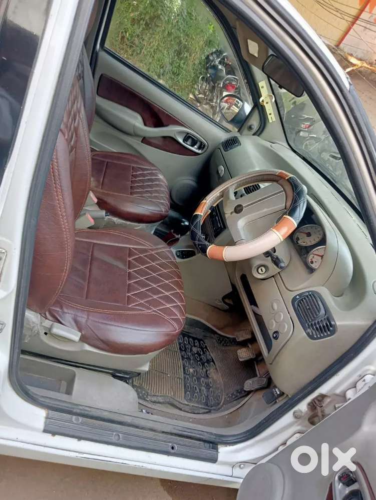 Tata Indigo Marina 2010 Petrol 125000 Km Driven