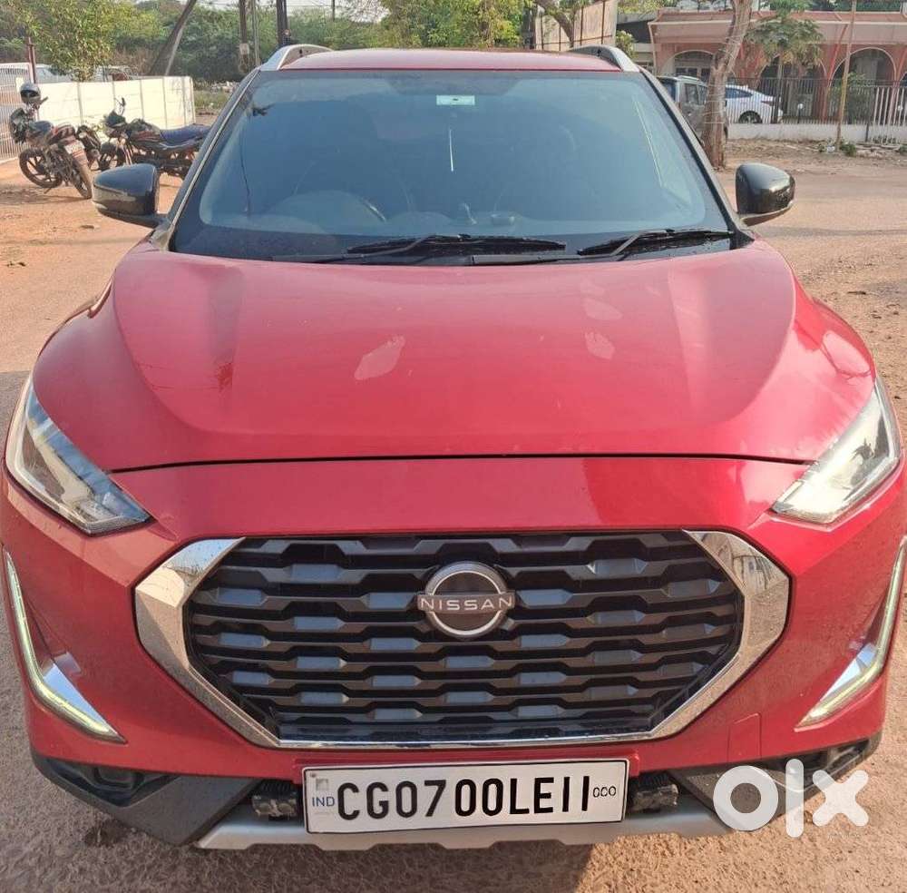 Nissan Magnite 1.0 Xv Red Edition, 2023, Petrol