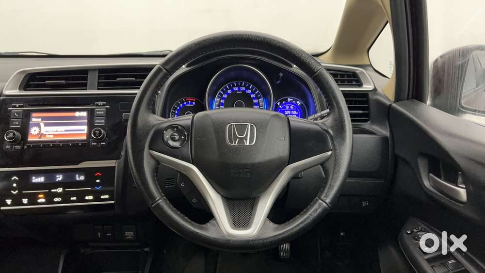 Honda Jazz [2020-2023] 1.2 V I-vtec Mt, 2017, Petrol