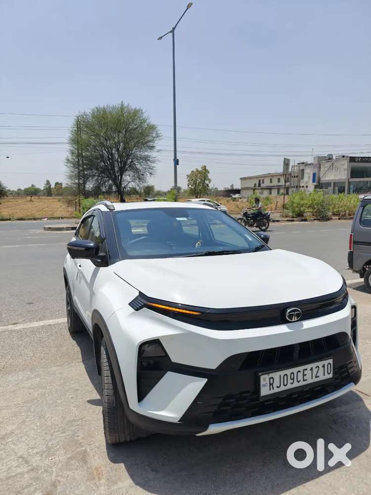 Tata Nexon 2024 Petrol 16200 Km Driven