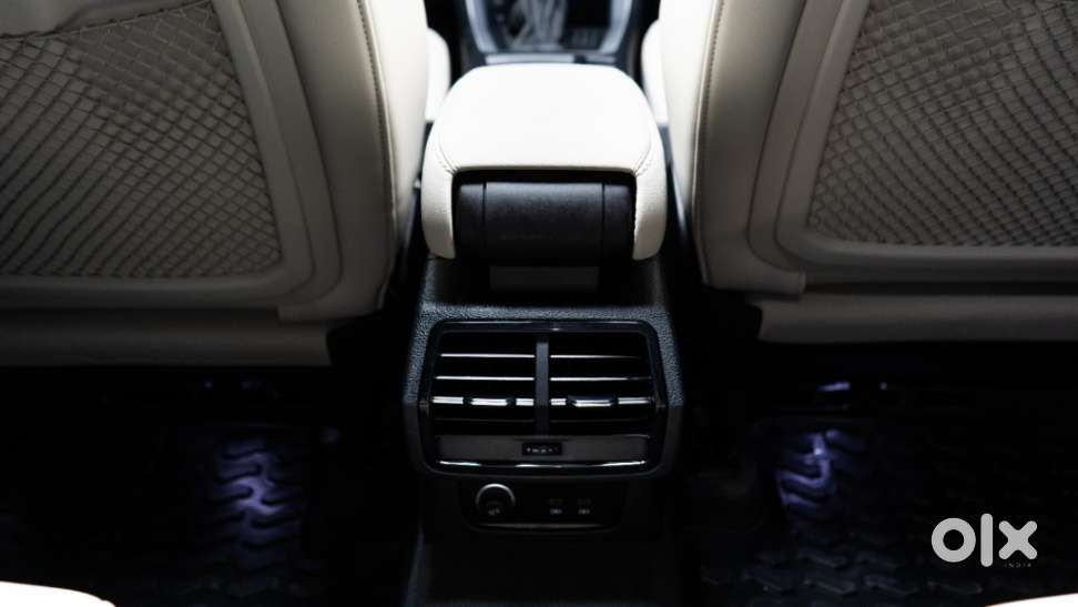 Audi Q3 40 Tfsi Premium Plus, 2025, Petrol