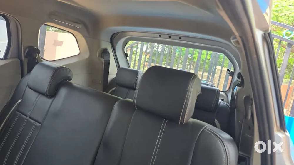 2019 Renault Triber 1.0 Rxz 51000kml Showroom Service