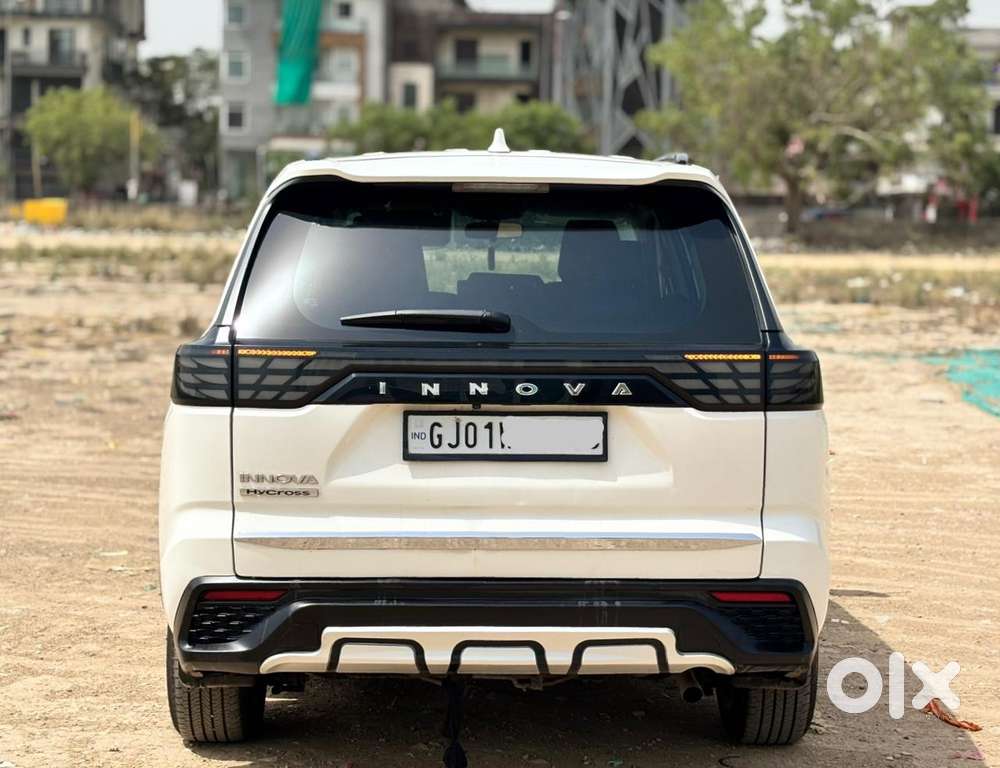 Toyota Innova Hycross 2.0 Gx 8 Str, 2024, Petrol